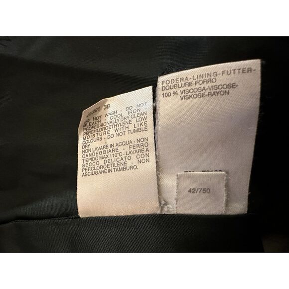 MaxMara Black 100% Wool Above the Knee Trench Coat Size 4 - Picture 9 of 13